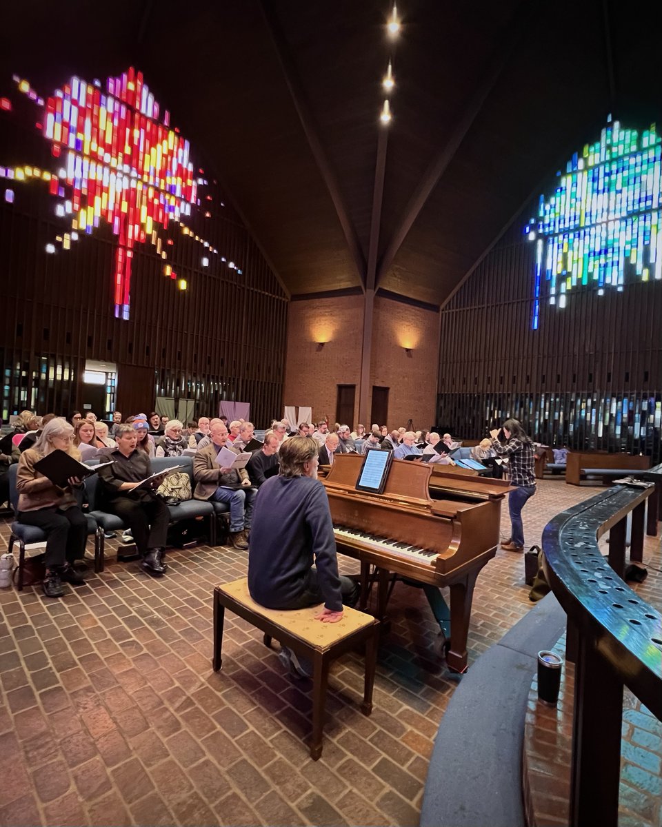 canterburyokc's tweet photo. #ForAllTheSaints // Outside dreary > inside cheerful + warm! Our musicians braved the cold weather to make music on a cold Saturday mornin’ 🍀🥶🍀 https://t.co/jSQnZzZSdP