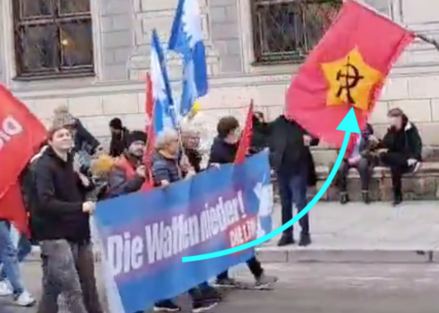 gtorges's tweet photo. #Friedensschwurbler und #Lumpenpazifisten am Limit.

Sorry, aber mit dem Gewehr im Logo wirkt euer Motto „Die Waffen nieder!“ jetzt nicht so ganz überzeugend, liebe #Putinetten, #Vatniks und #Kremlins. 🤦🏻‍♂️

#Russland #Krieg #UkraineWillWin  

🇺🇦 #SlavaUkraini! ✊🇺🇦 https://t.co/pU5hud1c1I