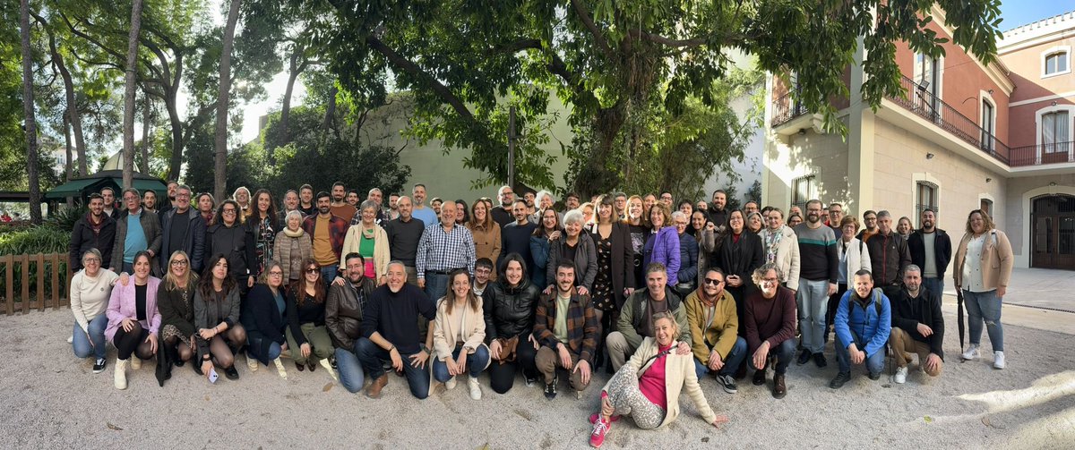 A l'Assemblea Municipalista de <a href="/MesCompromis_/">Més - Compromís</a> 
Un espai per a fer xarxa entre els càrrecs públics locals per a continuar millorant la vida de les valencianes i els valencians. Els nostres regidors i regidores són la veu del valencianisme i, poble a poble, guanyarem el país.