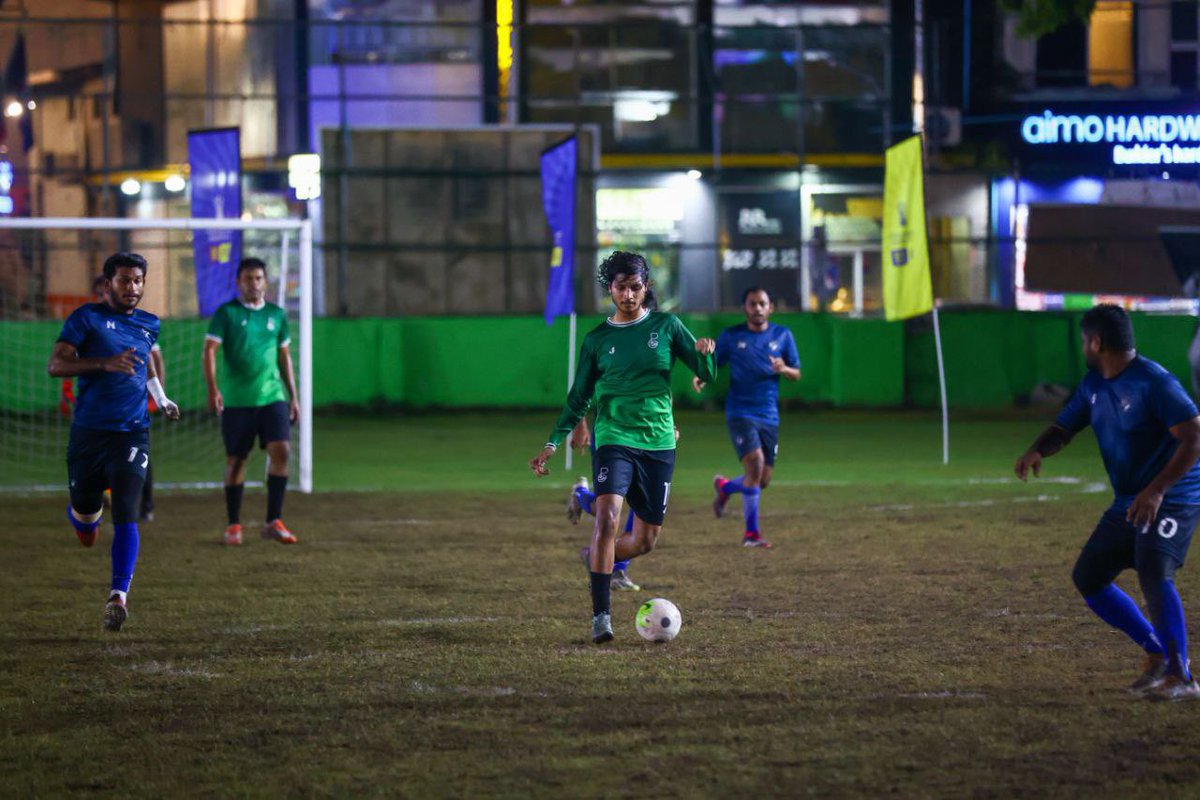 BandaaraClubAGO's tweet photo. @PGO_MV @MIRAmaldives @ClubCrCMaldives @AuditMV @MVCivilCourt POSC vs Team Drug Court #bandaaracup2024 #mensdivision https://t.co/aEKizyGb7p
