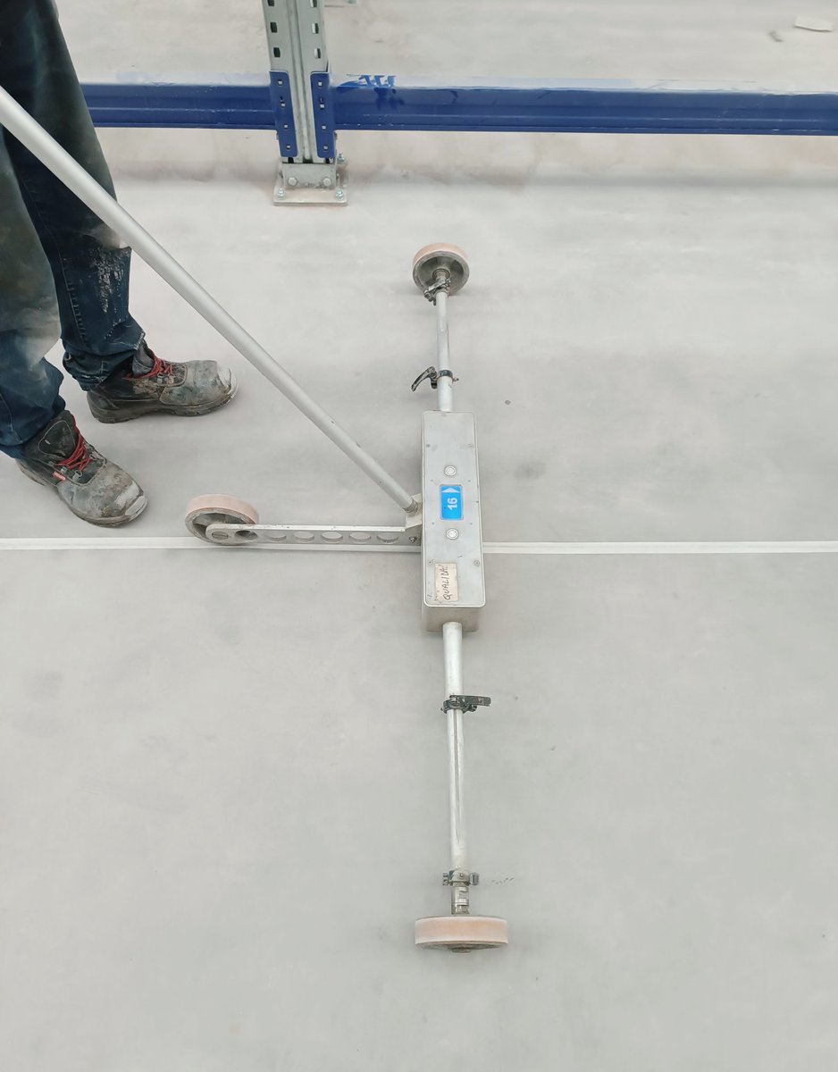 MarocStill's tweet photo. #Planéité #SOL #DALLAGE #FLOOR #profilographe #VNA #STILL #MXX #LOGISTIQUE #INTRALOGISTIQUE #MANUTENTION https://t.co/Zsgsg7wwnB