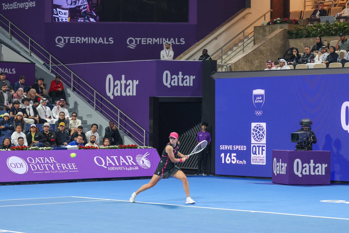 Iga Swiatek wins the #QatarTotalEnergiesOpen! 🏆 

Proud to have our #QatarAirways cabin crew on hand to present the awards and celebrate the incredible talent on display ✈️ 

#WTA2024