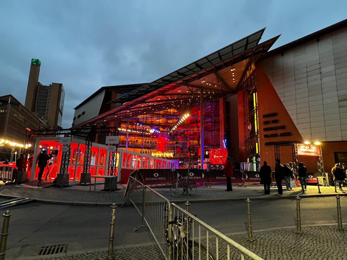 @SayWhi5ky está en Berlín 🔥💪
Arturo Pereyra en el Festival Internacional de Cine de Berlín 
y en el European Film Market 

@berlinale #Berlin 🇩🇪