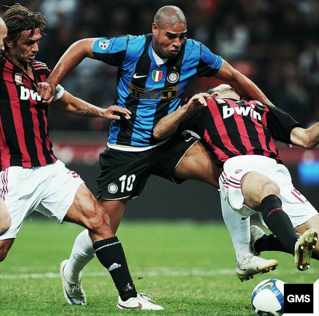 futtmais's tweet image. Ninguém ganha o apelido de IMPERADOR à toa.

Adriano jogava MUITA bola. Foi vencedor por onde passou.

Feliz aniversário, craque! 👑