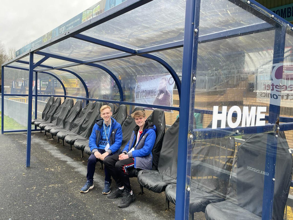 JimmyGovan's tweet photo. 📍 Legends Lounge + Tour, @wwfcofficial 
A great day out, and great to see behind the scenes of the home of the #Chairboys. Thanks to the WWFC staff for a great experience, and well done to the players for a good performance: a good point that could have definitely been 3! https://t.co/Ss6Xtn14aC