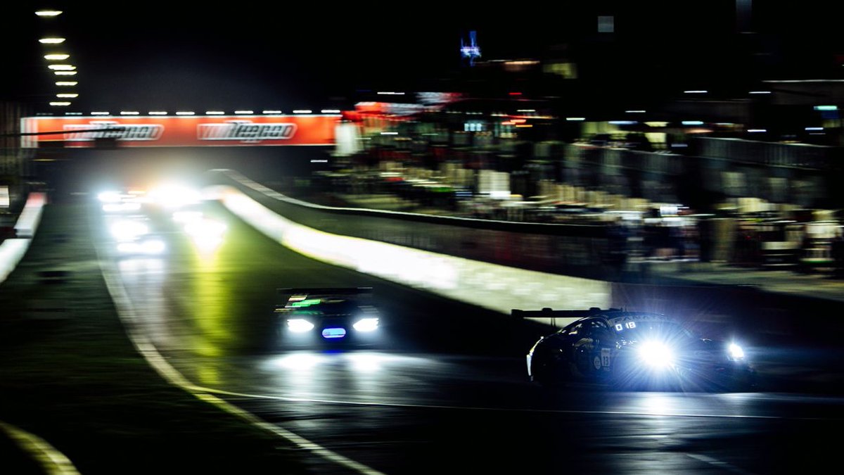 PorscheRaces's tweet image. #IntGTC - From night through dawn and day into night: The #B12HR captivates with picturesque images that we don&apos;t want to withhold from you! 
The #Porsche #911GT3R is currently leading the overall standings and also the #ProAm class. It can go on like this! Stay tuned!
#RaceBorn
