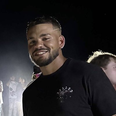 DarekEdmonds's tweet photo. #NewProfilePic https://t.co/NUUnjNe2x9