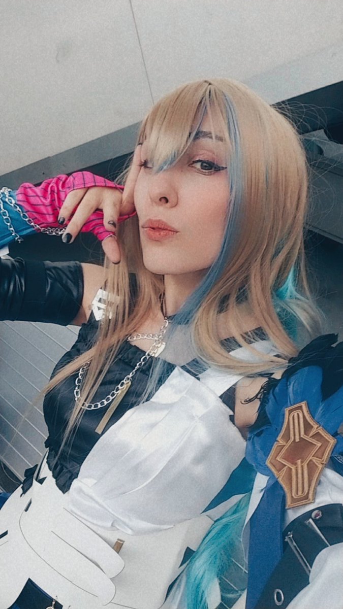KeikoMooncake's tweet photo. Hoy me veia muy guapita de Serval :)⚡⚡
#japanweekendMadrid #serval #japanweekend2024 #honkaistarrailcosplay #honkastarrail https://t.co/yFaUwb3m4U