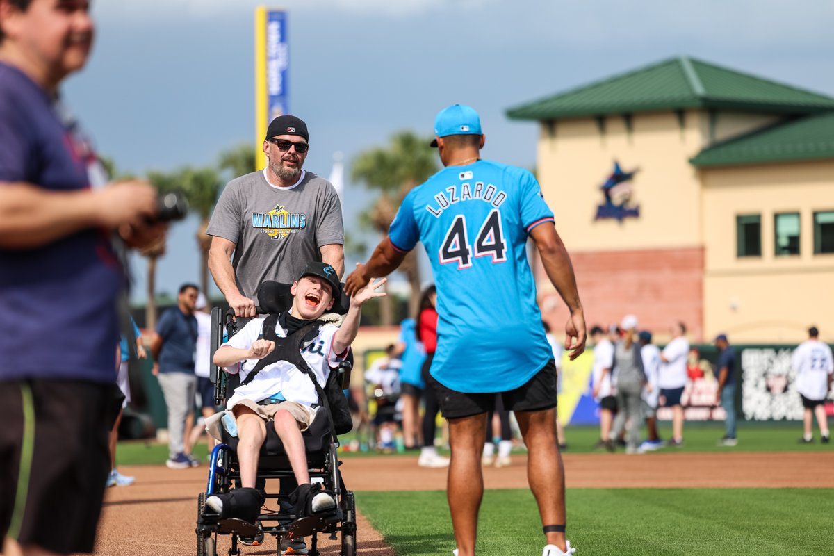 Marlins's tweet photo. Got to hang out with some really great kiddos today after practice for @MarlinsImpact's 2024 Fantasy Camp. 💙 https://t.co/k6Vq3LEFch