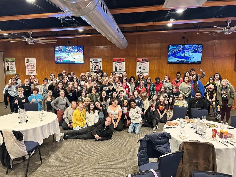 CRWashingtonHS's tweet photo. An amazing day of heartfelt performances IHSSA All-State Speech Festival. Isla Hamilton brings home the banner in Solo Mime! 3 years in a row w/ a banner! This team is amazing (Dynasty? 🤫) We are so proud of all of you &amp; the way you share stories w/ the world! #TheWarriorWay https://t.co/bSERhs5V6o