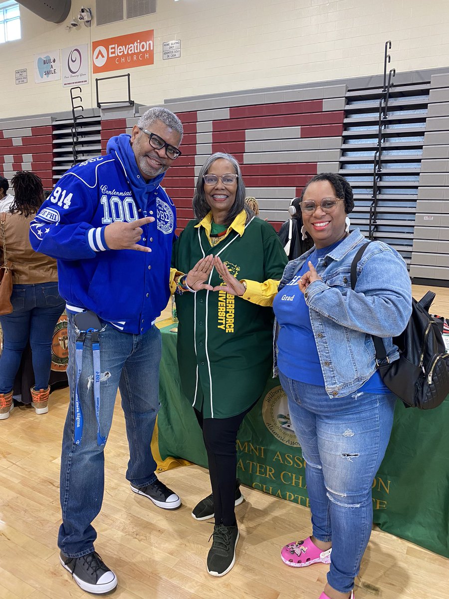 Holly_Lawson713's tweet photo. WUAA-GCC represented Wilberforce University at the 2024 HBCU College Fair sponsored by the National Coalition of 100 Black Women Inc. -Queen City Metropolitan Chapter.
#NCBW100 #QCMC #HBCUs #WU1856 #HBCUPride #BlackHistoryMonth #BlackHistoryMonth2024 https://t.co/2vSLWArjMv