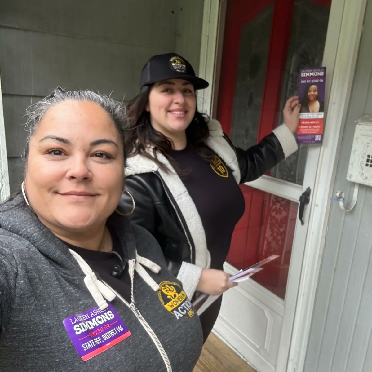 Shout out @GoIUPAT District Council 10 for knocking over 200 doors this morning during our Day of Action for @LASimmonsTX146! 

The IUPAT always shows up big for leaders who show up for working people!

#ProudUnionVoter #UnionStrong