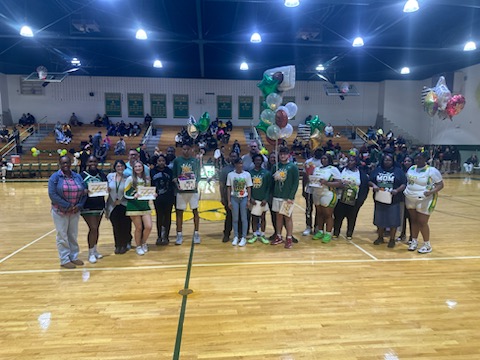 BunnWildcatsFCS's tweet photo. Thank you to our #BunnBasketball and #BunnCheer 2024 seniors for your four years of dedication. You will always be Wildcats 😼!
#WeAreBunn 💚💛 https://t.co/fl7p6ESLr7