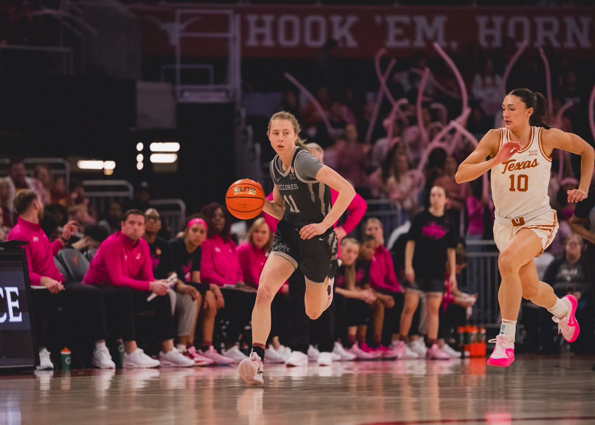 7⃣0⃣0⃣ @ryan_emily11 becomes the third Cyclone and ninth active @MarchMadnessWBB player to record 700 career assists! 🌪️🏀🌪️