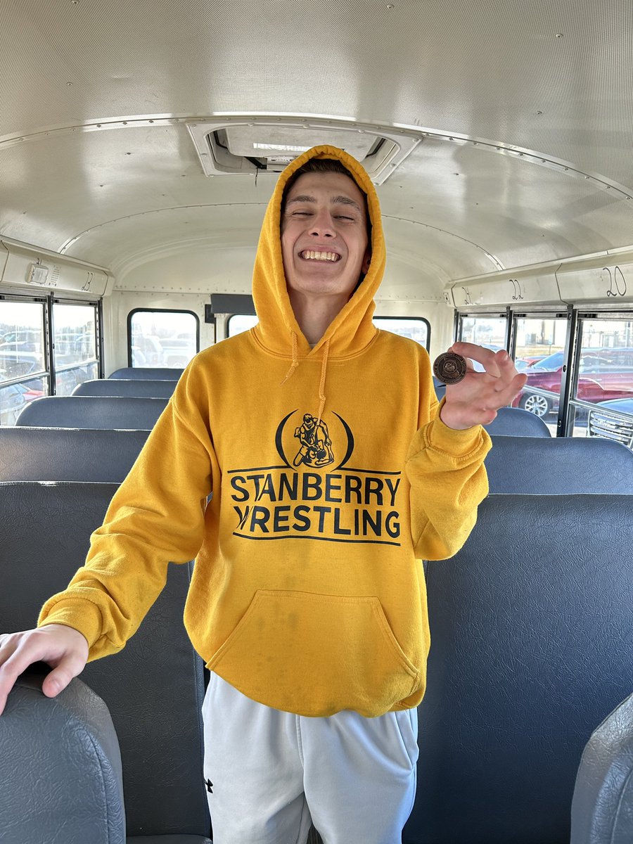 Congratulations to senior Evean Cooley on his 4th place finish today! He is STATE BOUND at 120 lbs.🖤💛