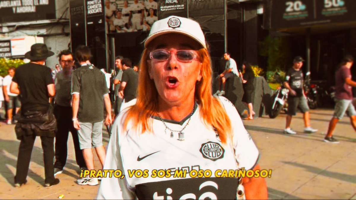 Dios mío, Pratto. Defensor, mediocampista, delantero, aguatero, barra brava, etc...