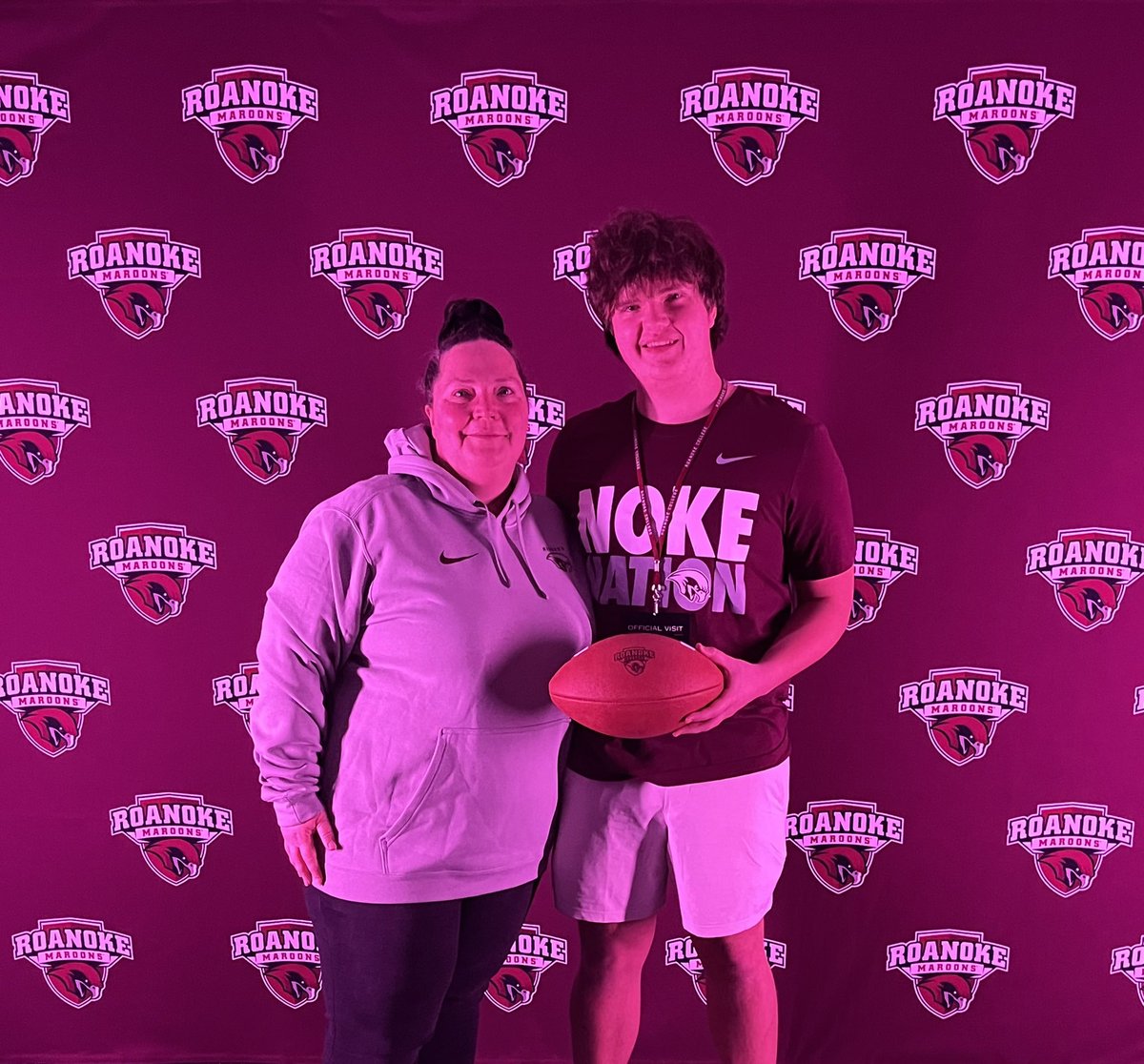 ConnorJosephson's tweet photo. Ecstatic to announce my commitment to continue my athletic and academic pursuits at Roanoke College. Thankful for my entire support team who has helped me and guided me along this journey! #GoNoke @RoanokeFB @BryanStiney @DanOrnerKicking @AFPatriotFB @Coach_Ferrick @CoachGiancola https://t.co/bgDBRDooX2