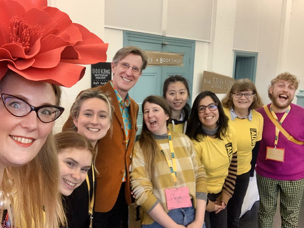 Big thanks to the team at @TheatreAlibi for helping make today’s Adventuremice event so much fun! And to all the families who brought children who were fizzing with great ideas 💡💛🐭 @exetremewriting @philipreeve1 Blog: jabberworks.livejournal.com/918450.html