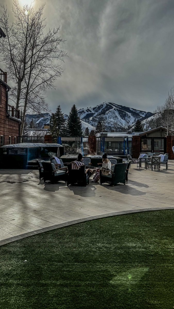 Beat this!!!! <a href="/sunvalley/">Sun Valley Resort</a> #ketchum #sunvalley #idaho #skiing