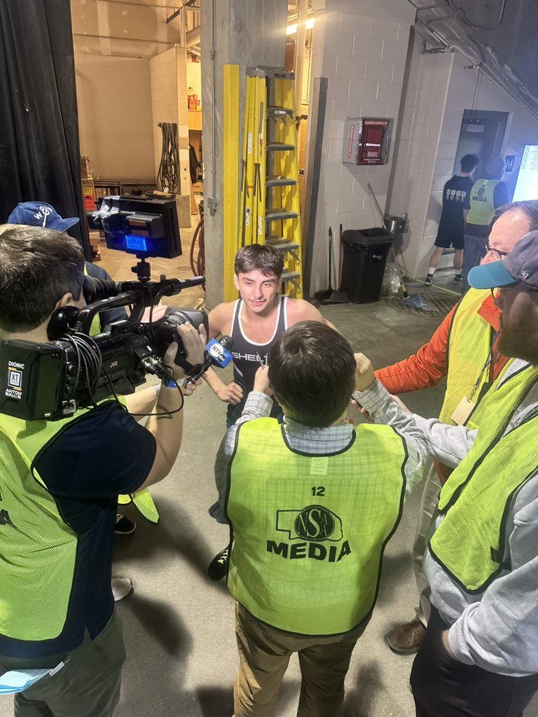 CoachProvince's tweet image. “The baddest man alive” Proud of you Sebas! #BackToBackChamp #GoBigBlue #WeAreShelton