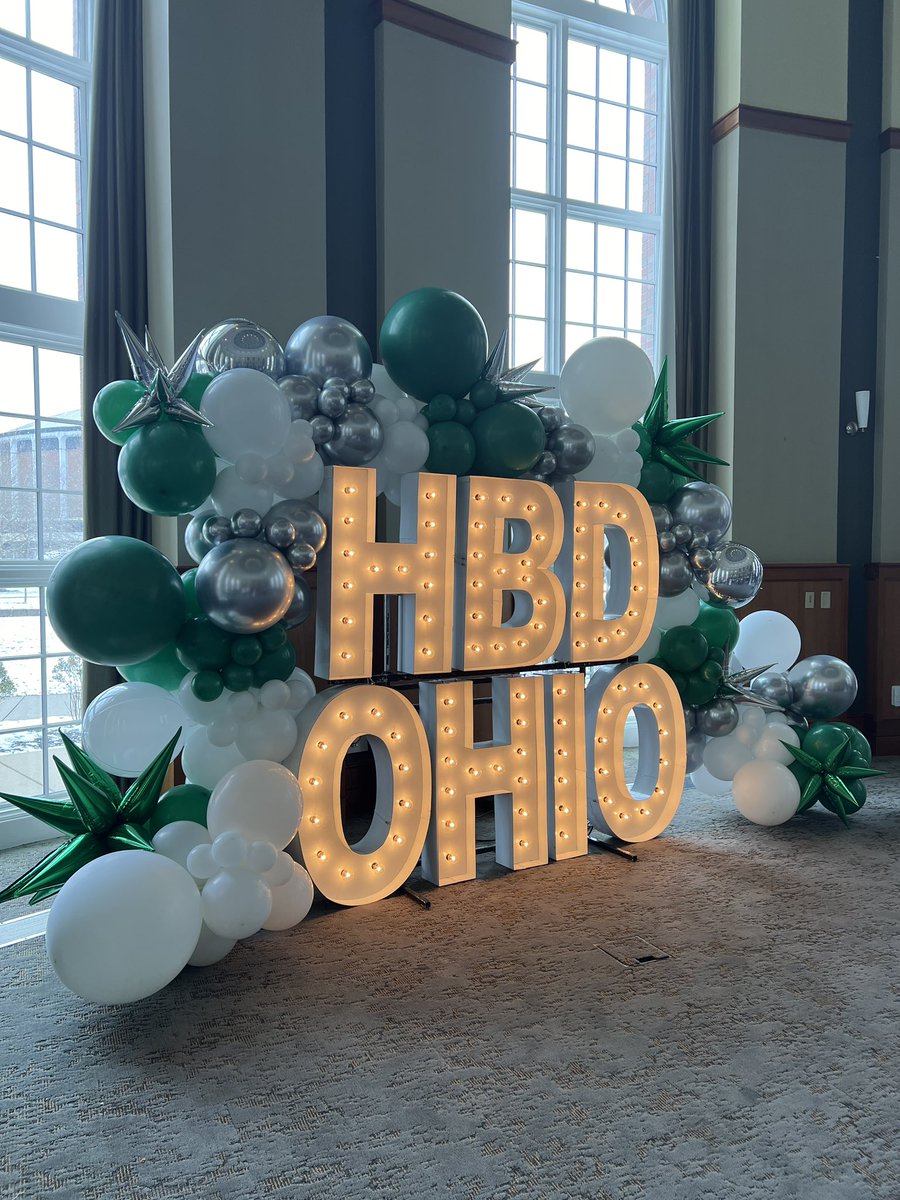 ohiosab's tweet photo. SAB partnered with the Ohio University Alumni Association to bring us another successful Founder’s Day Birthday Bash to celebrate 220 years! There were some awesome activities and super cool freebies! https://t.co/QB81aFOlmz