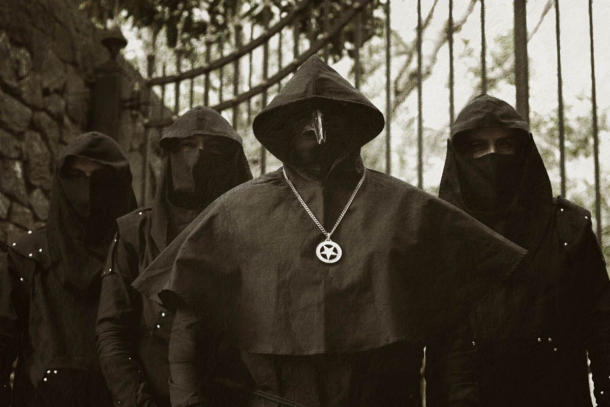 Nomen Omen lanza su nuevo video y single "Blood Magic: Abominations with the Mother Earth". Ya se encuentra en las plataformas digitales. dragonesmetal.webcindario.com