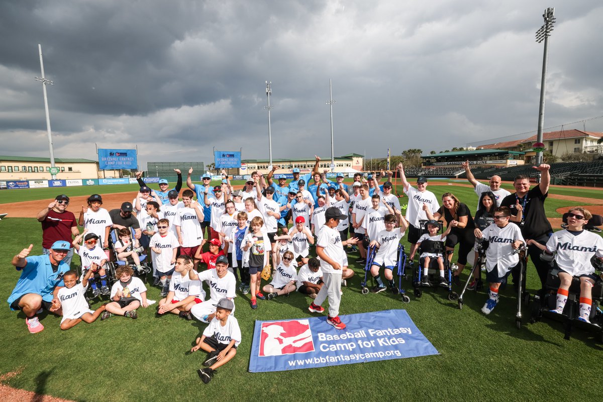 Marlins's tweet photo. Got to hang out with some really great kiddos today after practice for @MarlinsImpact's 2024 Fantasy Camp. 💙 https://t.co/k6Vq3LEFch