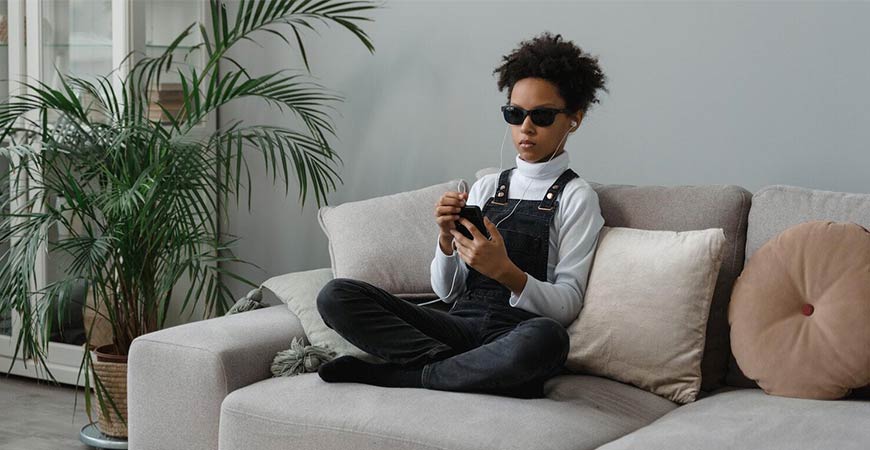 SplitAtomLabs's tweet photo. Did you know that according to the WHO, ~16% of the world's population experience a significant disability?

Despite this and the availability of advanced assistive technology, there is an acute lack of fully accessible mobile games.

We think that's a problem worth solving! https://t.co/A74AA9dMHq