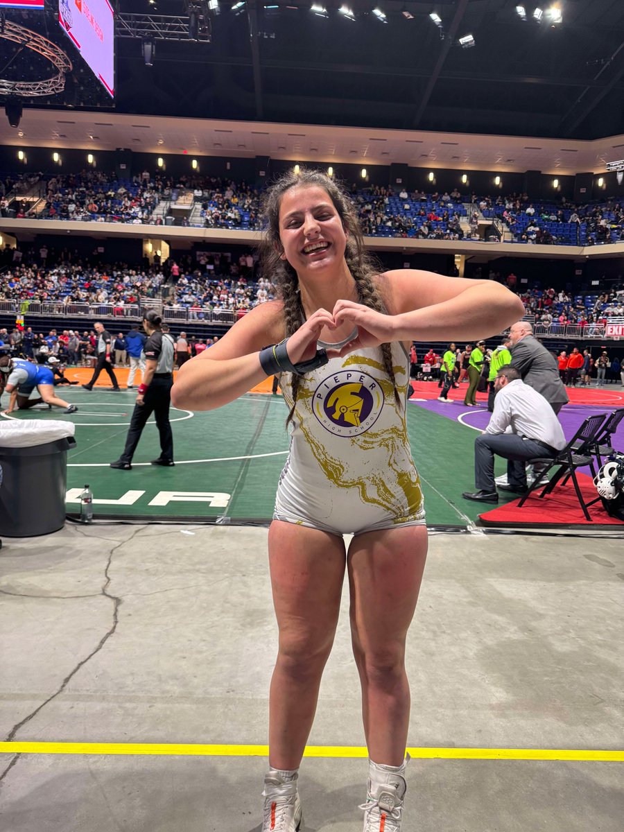 MrBowtie1982's tweet photo. Courtesy Pieper Wrestling:  Meela Stubbs, the Pieper soccer GK & wrestler I've mentioned the last few weeks, didn't make the 5A 185 final & took it out on her opponent, winning bronze in a fall at 2:23. She can defend the net & the mat! 

@WrestlingTexas @THSWCA @meela_stubbs @PieperWrestling @BMar1842 @PieperWarrior @PieperHS @pieperhsempire @FootballPieper @PHSWARRIORSGSOC @YzaSoccer2005 @Libby_Flores1 @ava_trevino_1 @50_50Pod @LethalSoccer @6a_28 @SATXSoccer @ZEAGONZALEZecnl @maddieprice_16 @crdill123
