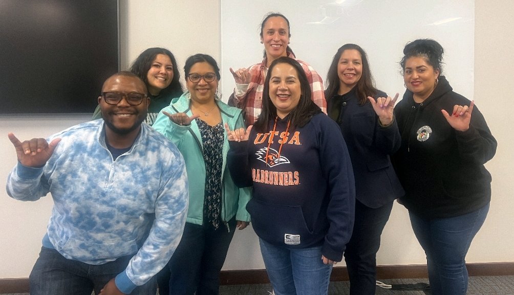 @utsa <a href="/TeamELPS/">ELPS UTSA</a> <a href="/UTSA/">UTSA</a>GradSchool <a href="/RZBarraza/">Rebecca Barraza</a> <a href="/lizetrcasas/">Lizet Casas</a> 🤙💙🧡#notyourrowdycohort24 had a phenomenal time at today's Dissertation Weekend Warrior Program (led by Mr. John Shaffer) and are grateful for the wisdom and advise we gained from the fabulous presenters!  #futurephd🤙💙🧡