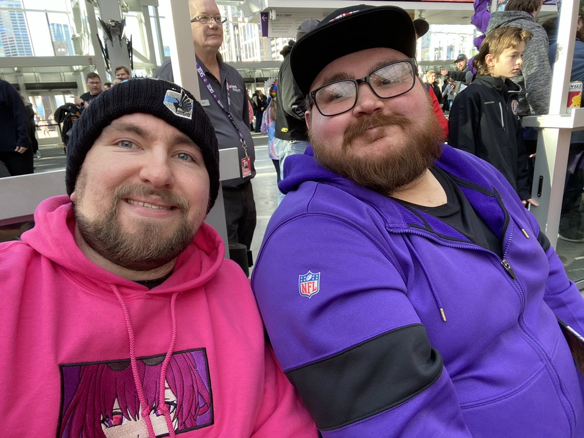 Kevin_Bobby_24's tweet photo. Here at U.S. Bank Stadium with my friend getting ready for #MonsterJam https://t.co/D0G9advKGW