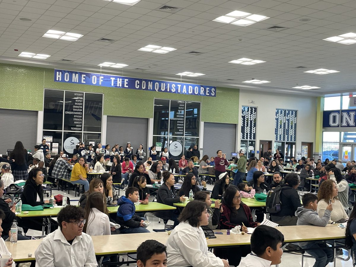 pacovey's tweet image. Great turnout today at the Parent Academic Conference sponsored by Federal and State Programs. Thank you to @Del_Valle_MS, @YsletaISD academic depts, and community partners for presenting! Wonderful morning of learning the importance of parents in a child’s education! #YISDFSP