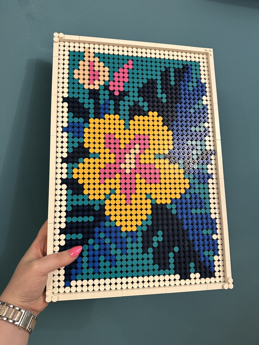 laarjade98's tweet photo. So glad I got around to completing this, just need find somewhere put it up in our home 🏡 https://t.co/hgqIzqpMV2
