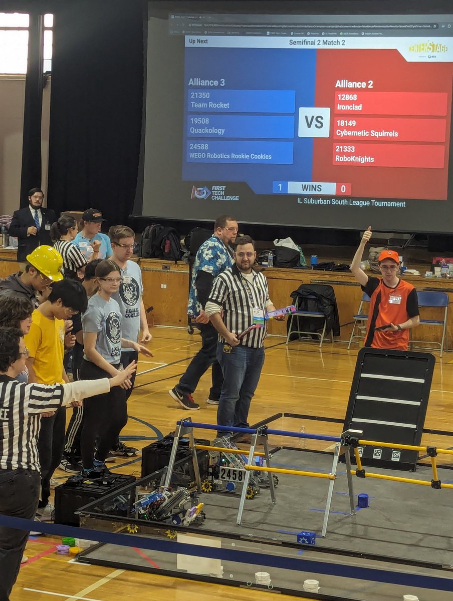 WEGORobotics's tweet photo. Made it to finals. Go Rookie Cookies https://t.co/PBCCyBtOWa