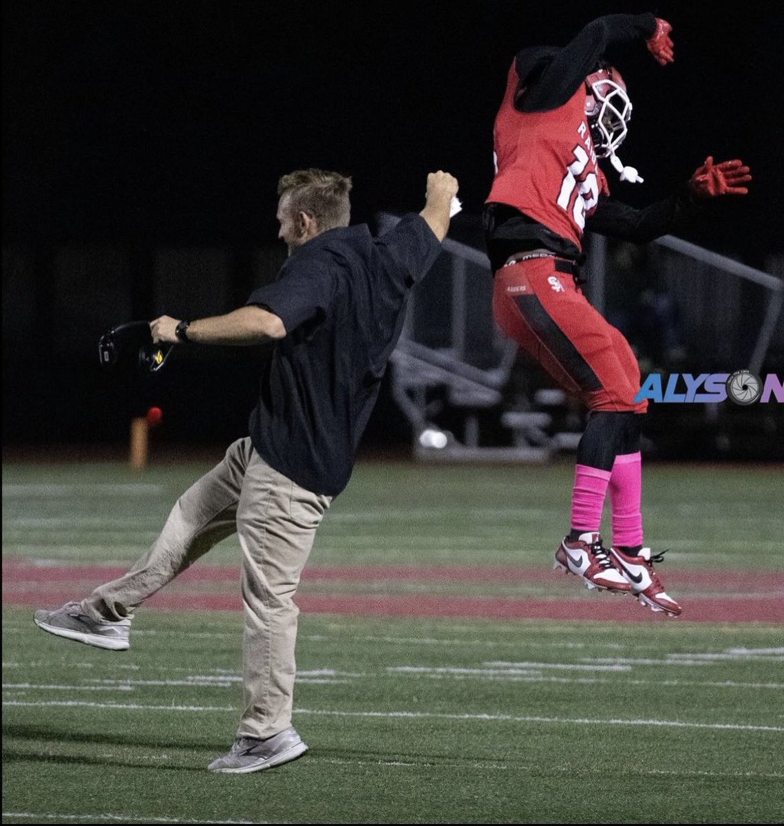 Blessed to have the opportunity to play for my Coach alma mater <a href="/jbonez_8/">Gonell</a> <a href="/CoachCPPearce/">Calvin Pearce 🏈</a>