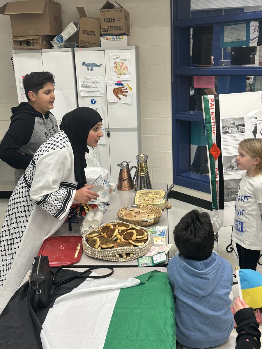SpringRunSTEAM's tweet image. Celebrating our diverse cultures and heritages at our International Night/Book Fair #springrunfun