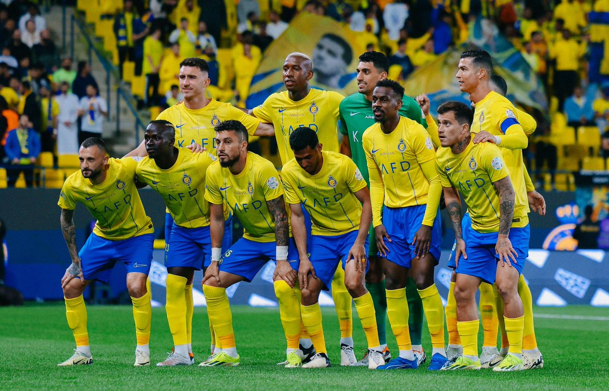 Laporte's tweet photo. Still going strong 💛💛💛 @AlNassrFC https://t.co/kwpP0PWsB8