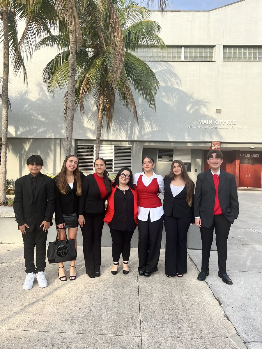 Best Delegation of GoleMUN 2024! @Goleman_Gators @MiamiLakesK8 plus Outstanding Delegate in Crisis, 2 Honorable Mention, Outstanding Delegation in GA, and Best Delegate in GA! Thank you Ms. Acosta and your student team for an amazing conference! 🌎