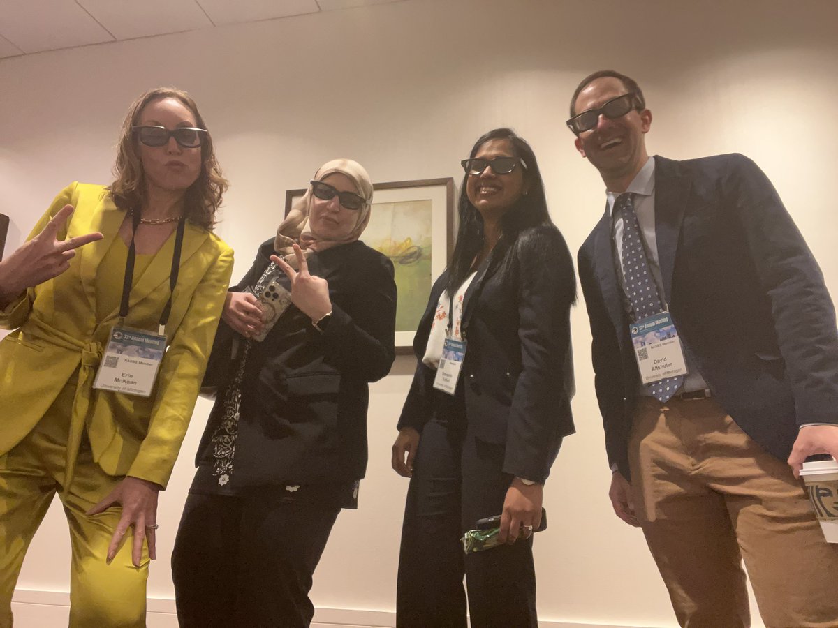 Erin McKean tweet media