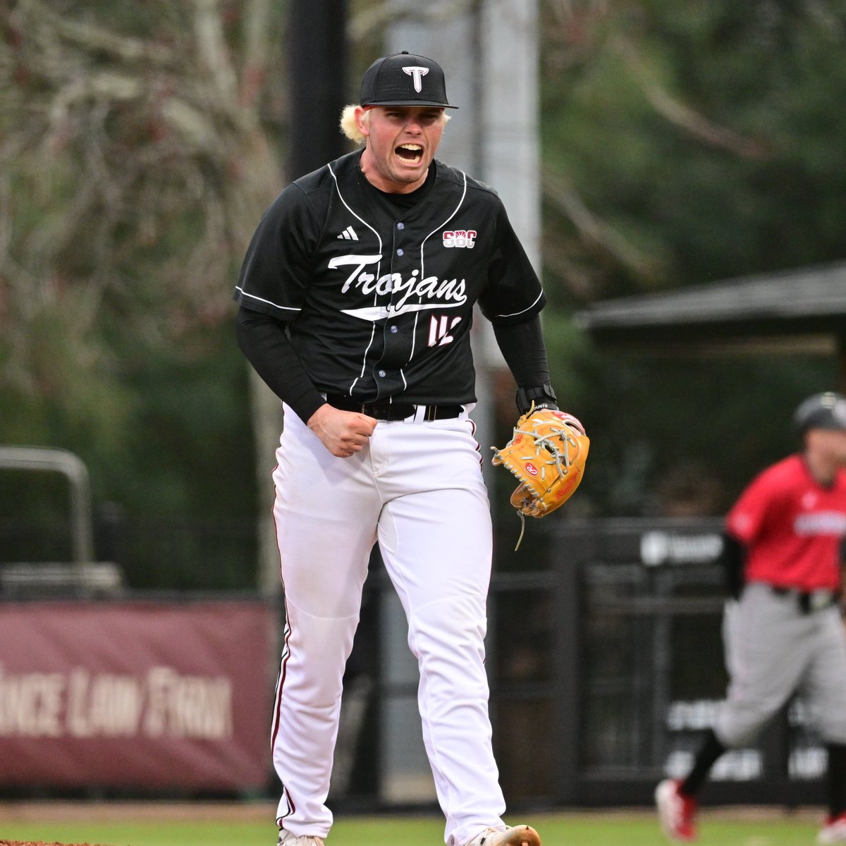 Take a bow Luke ... that's a heck of a debut - 6.0 IP, 0 H, 7 K.

We go to our last at-bat needing one -- Butcher, Lewis, Cobb Jr. due up.