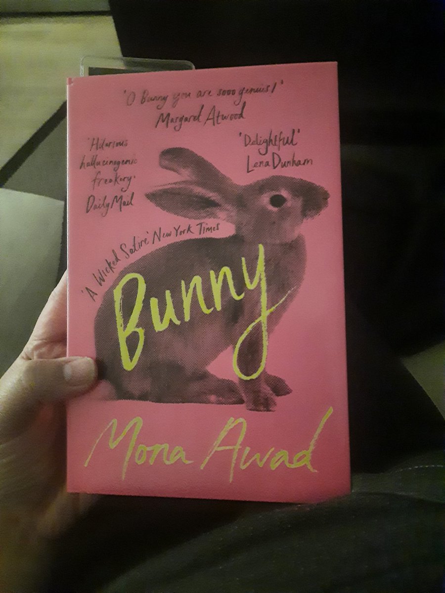 chubbyreads's tweet photo. It's 12:06 am and I'm 7 chapters in into this book and I still don't have any idea what is happening 😩😞 https://t.co/9Zlps6hEZ1