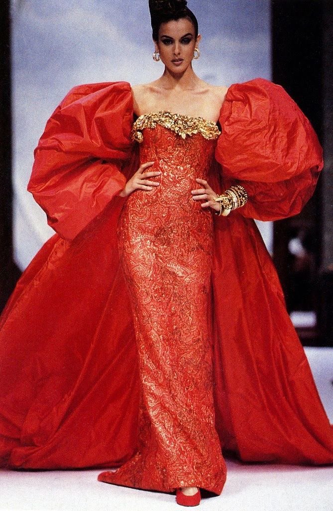 Dior Gianfranco Ferré 1989-1996 Christian Dior Collection Haute Couture Automne / Hiver 1989-90