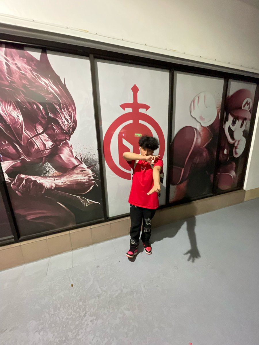 NarniaJGC's tweet image. Congrats to @DuckyKaru for winning Starbrawl #2!!!!!!!! Be back next friday for more smash ultimate.
🥇 Jit | Karu!
🥈 @UnovaSSB 
🥉 @Maybe_Dominator 
4th @StarZssb 
5th @AppleWiz1 
5th @lucbr0 
7th @IsaiahNader 
7th @Anthzeny