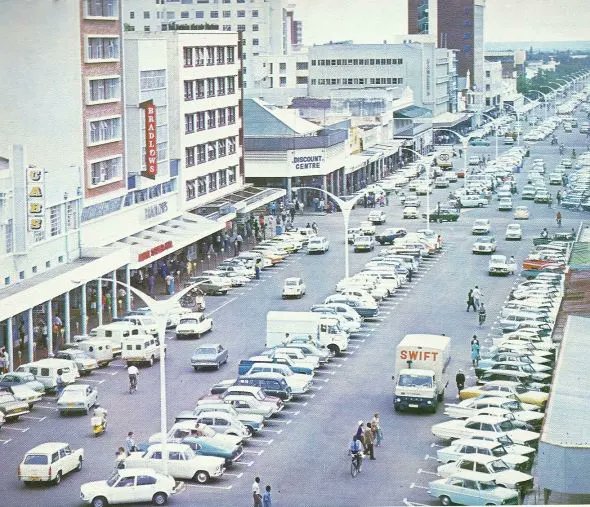 How well do you know your city? Can you name the street? A big shout out to Swift and Cabs Bank

 #Bulawayo