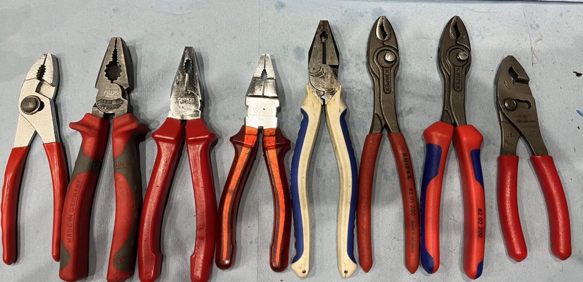 B9Xch4n's tweet photo. #プライヤの日

過去写でまだ写しきれてないけどこれで☺️

#スナップオン
#NWS
#WILL
#WIHA
#KNIPEX
#KEIBA https://t.co/zAQIzjRixl