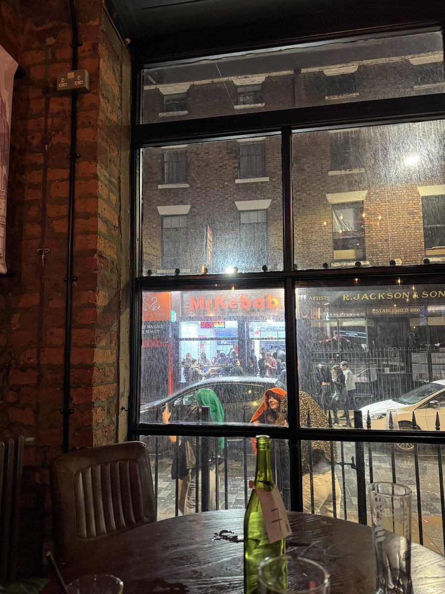 This window seat in The Shipping Forecast overlooking Mr Kebab is the best entertainment ever. If it was a live PPV channel I’d subscribe and watch 24/7