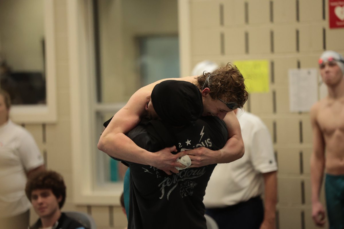 Washburn Rural's Brogan Meier wins the 50-yd free w/ a time of 21.41. Manhattan's Mariano Palacian finished runner-up w/ 21.60, Shawnee Mission NW's Gabe Cavin 3rd w/ 21.75.