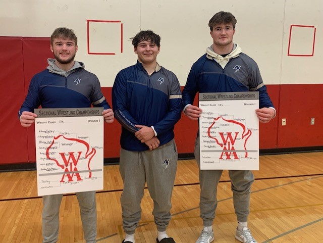 The Lightning qualified 3 wrestlers to the State Wrestling Tournament. Congratulations Jake, Blake and Brock. We are very proud of all our wrestlers that hit the mats today. We saw great effort from everyone. Way to go Jayden, Tyson, Paige, and Emily. ⚡️🤼‍♂️⚡️ #lightningpride
