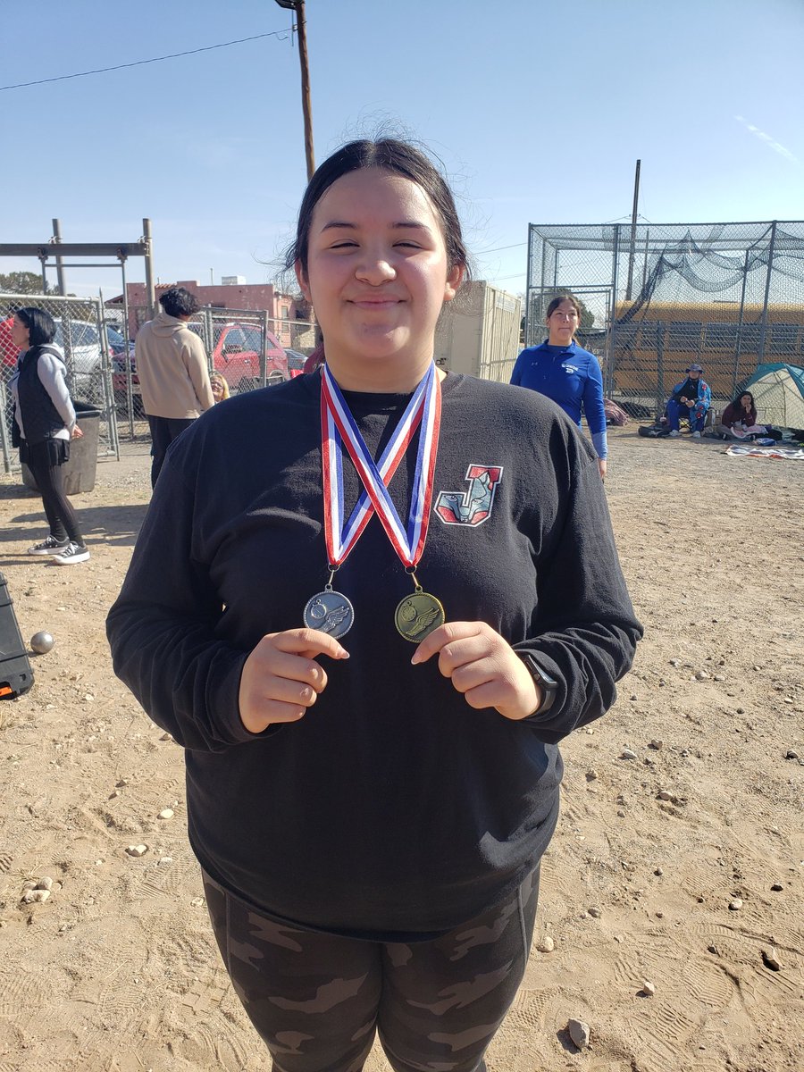 Jocelyn with a Gold medal in Varsity Girls Shot put! Way to go mija!