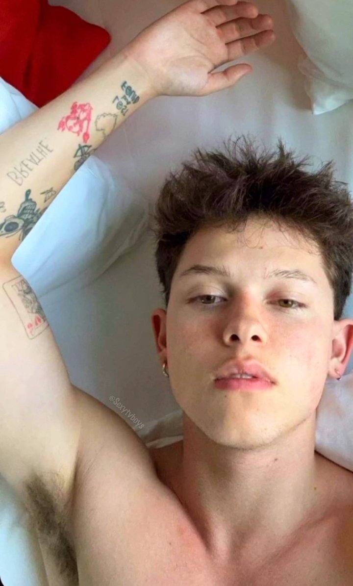 Sexytvboys's tweet photo. Jacob Sartorius https://t.co/q0idlnBdJ9